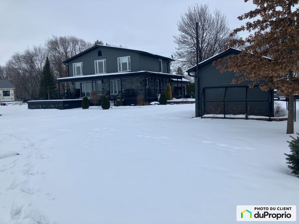$790,000 - 2 Storey for sale in Henryville — photo 1