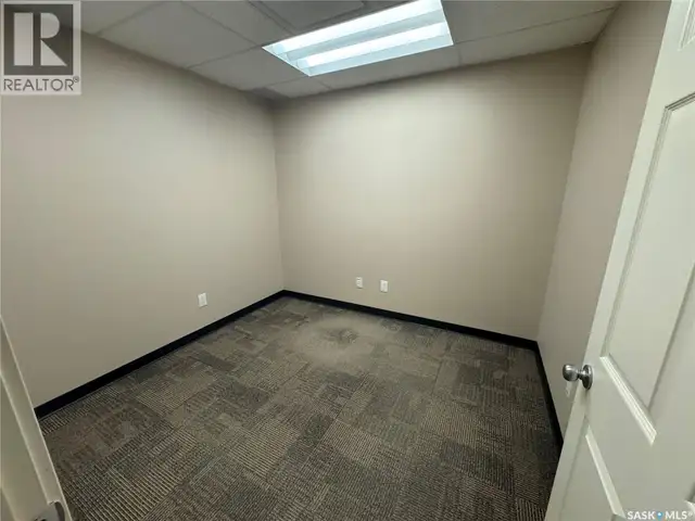 102 Sims AVENUE Weyburn, Saskatchewan in Commercial & Office Space for Sale in Regina - Image 22