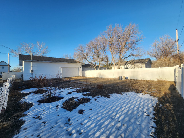 214 Main St Rouleau, SK in Houses for Sale in Moose Jaw - Image 2