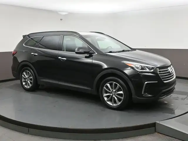 2017 Hyundai Santa Fe PREFERRED HEATED SEATS | BACKUP CAMERA | A in Cars & Trucks in Dartmouth - Image 2