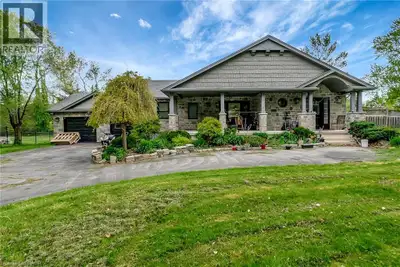 Welcome to 1392 Doon Village Road, Kitchener! This stunning 4-bedroom, 3-bathroom bungalow is situat...