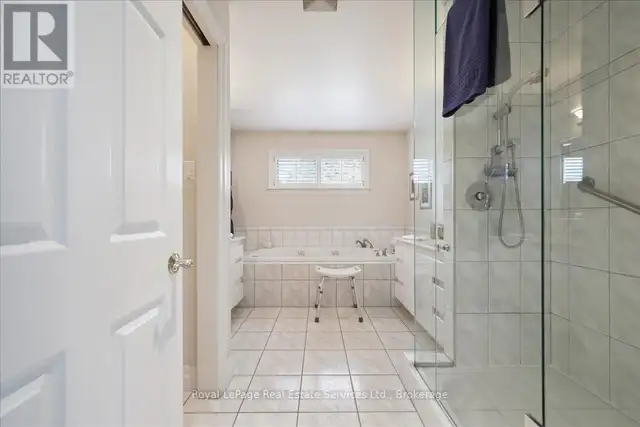 281 PINEHURST DRIVE Oakville (FD Ford), Ontario in Houses for Sale in Oakville / Halton Region - Image 33