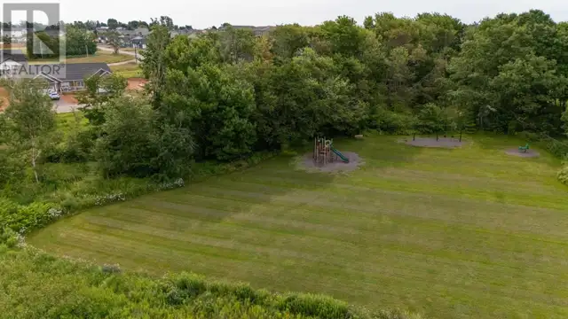 41 Kelly Heights Stratford, Prince Edward Island in Condos for Sale in Charlottetown - Image 33