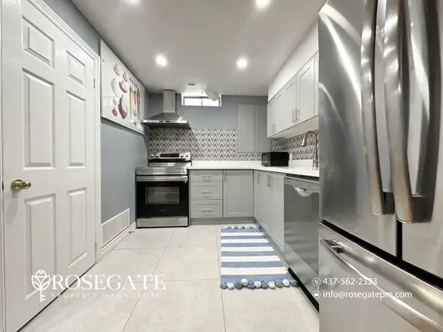 1-Bedroom Basement Apartment in Aurora | 800 Sq. Ft. + Internet  in Long Term Rentals in Markham / York Region - Image 4