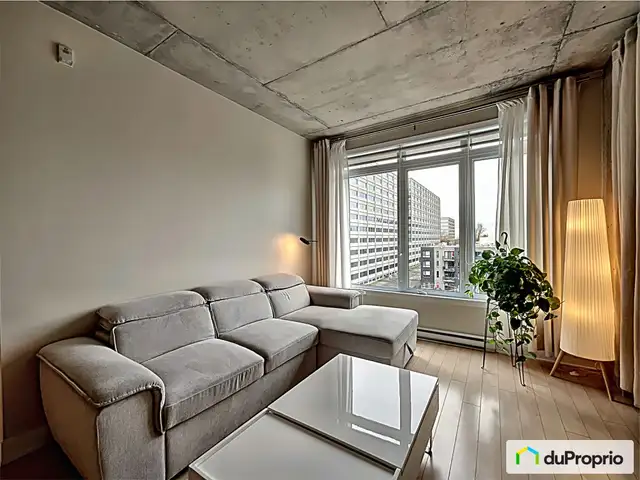 $549,000 - Condominium for sale in Le Plateau-Mont-Royal in Condos for Sale in City of Montréal - Image 2
