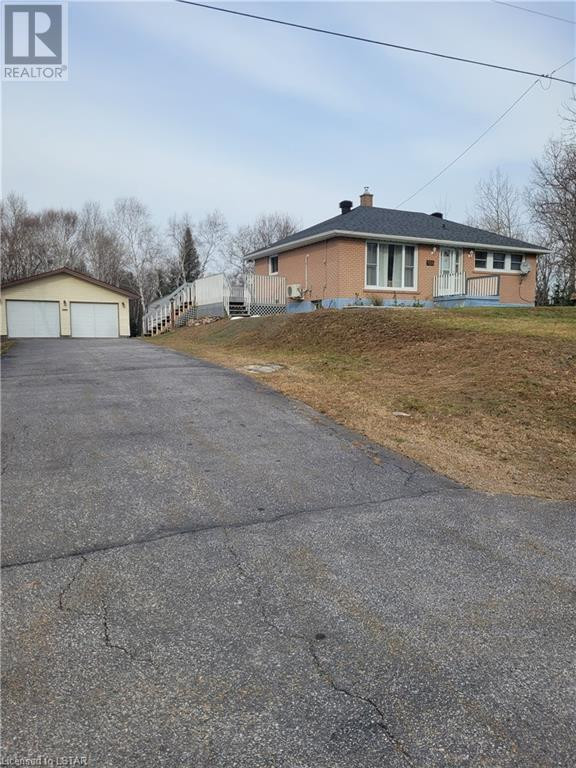 926 HWY 94 Corbeil, Ontario in Houses for Sale in North Bay - Image 2