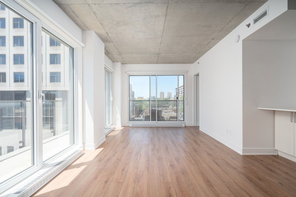2 cc-condo appartement à louer-Ville-Marie-UQAM dans Locations longue durée  à Ville de Montréal