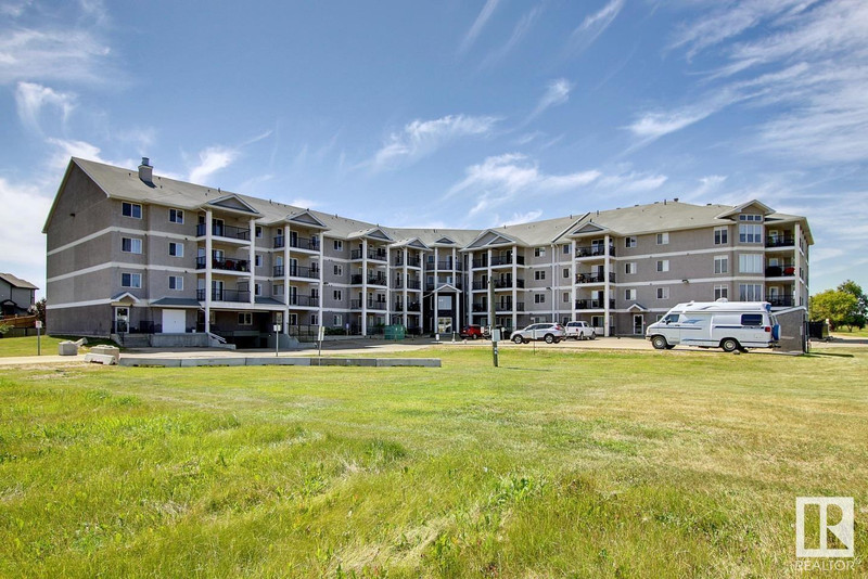 124 99 WESTERRA MR Stony Plain, Alberta Condos for Sale Edmonton