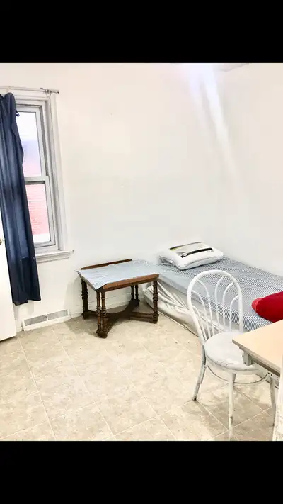 Details About the Room & Home: Located in a shared house with access to kitchen and washroom. One sm...