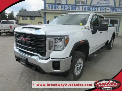 6.6L - V8 - DURAMAX - OHV 16 VALVE TURBO DIESEL ENGINE 4X4 SYSTEM CREW-CAB 8-FOOT-BOX RUNNING BOARDS...