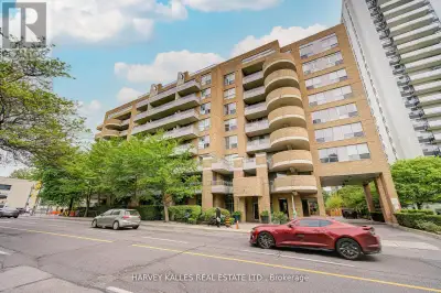 LPH01 - 245 DAVISVILLE AVENUE Toronto (Mount Pleasant West), Ont