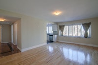Akelius one bedroom apartment for rent. Located near Sherbrooke & Drummond in the Downtown - McGill... (image 5)