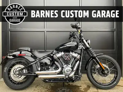 Base MSRP: $21,449 Standard Options Included: ABS Security System Laced Wheels Chrome Trim RDRS Barn...