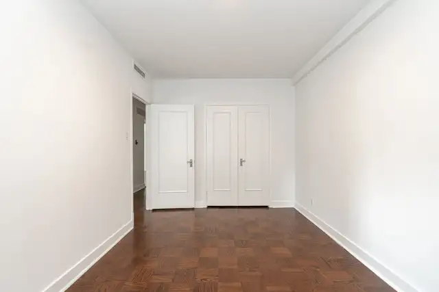 Renovated two bedroom, St. Clair and Yonge - ID 1266 in Long Term Rentals in City of Toronto - Image 9