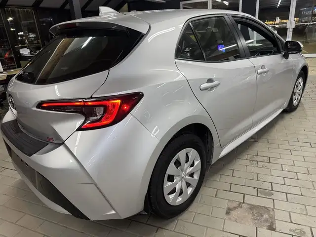 2023 Toyota Corolla Hatchback CVT in Cars & Trucks in Longueuil / South Shore - Image 6