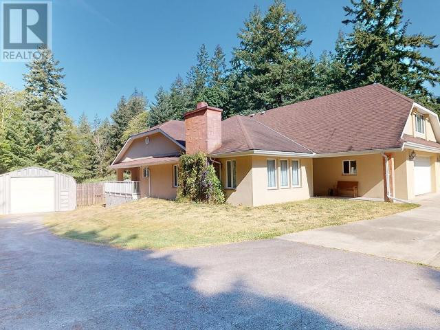2339 LANG BAY ROAD Powell River, British Columbia in Houses for Sale in Sunshine Coast - Image 2