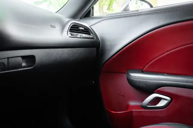2022 Dodge Challenger5348208097322803216
