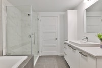 Le complexe Vivaxcès Laval, à côté du métro de la Concorde, offre des appartements avec un design al... (image 2)