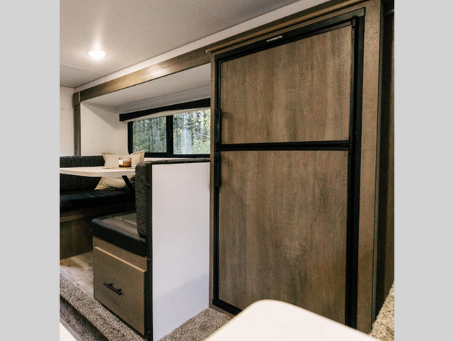 2025 Adventurer Manufacturing Inc. Adventurer 89RBS in Travel Trailers & Campers in St. Albert - Image 31