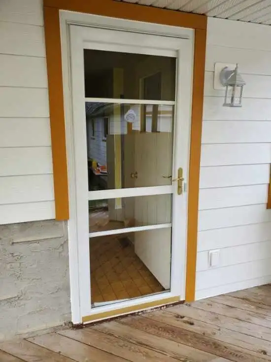 Storm doors / screen doors in Windows, Doors & Trim in Strathcona County - Image 4