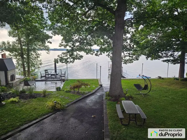 $1,148,900 - Bungalow for sale in Venise-En-Quebec in Houses for Sale in Longueuil / South Shore - Image 2