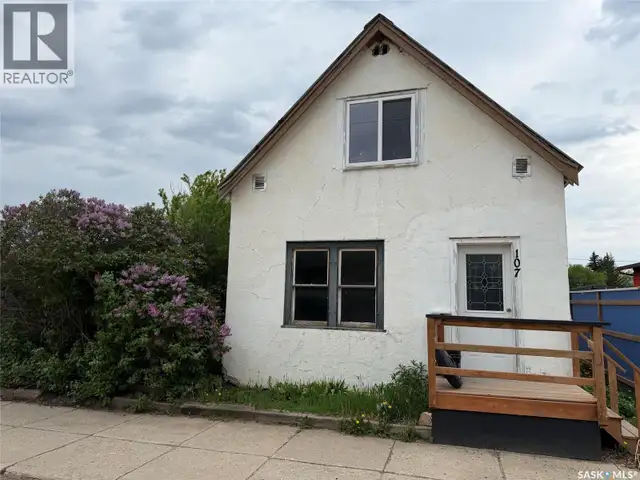 107 Main STREET Shell Lake, Saskatchewan in Houses for Sale in Prince Albert - Image 2