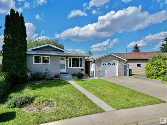 8126 92 A AV Fort Saskatchewan, Alberta in Houses for Sale in Strathcona County