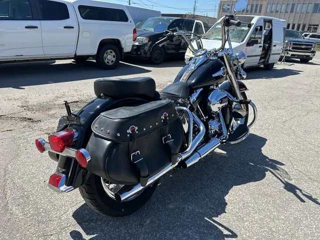 2017 Harley-Davidson Heritage Softail Classic ~ HERITAGE SOFTAIL in Street, Cruisers & Choppers in City of Toronto - Image 6