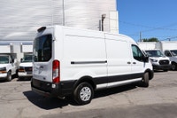 2022 Ford Transit Cargo Van 2022 FORD TRANSIT T-250 CARGO MEDIUM ROOF 148WB / 1 SEUL PROPRIO / 70.00... (image 8)