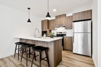 Promotion en cours plus de détails au bureau de location Vivaxcès District Delson, cest ladresse idé... (image 1)