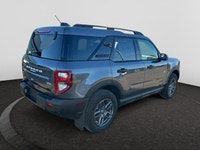 DEAL PENDING Check out this vehicle's pictures, features, options and specs, and let us know if you... (image 4)