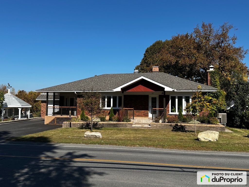 $627,000 - Bungalow for sale in Terrebonne (Terrebonne) — photo 1