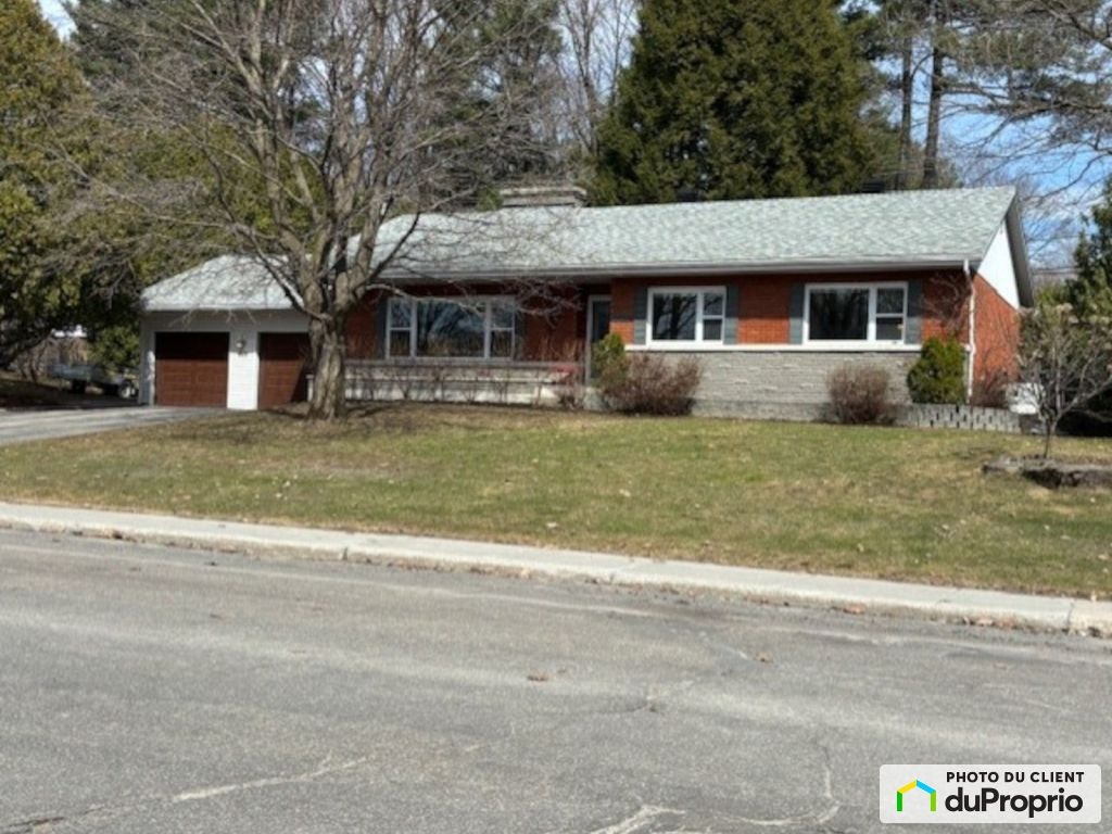 $799,900 - Bungalow for sale in St-Jérôme (St-Jérôme) — photo 3