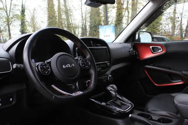 2022 KIA Soul GT-Line Limited IVT for sale in Cars & Trucks in Comox / Courtenay / Cumberland - Image 11