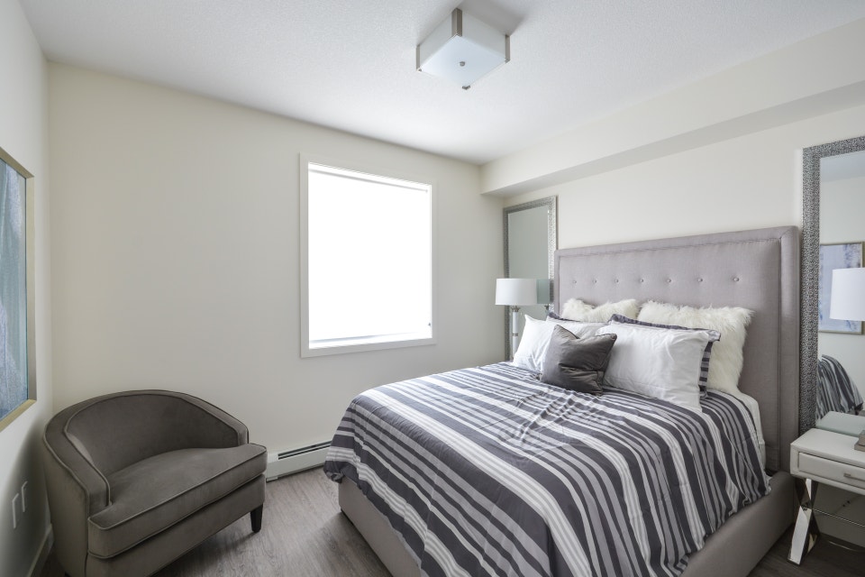 Pines Edge II - 2 Bedroom Apartment for Rent 3