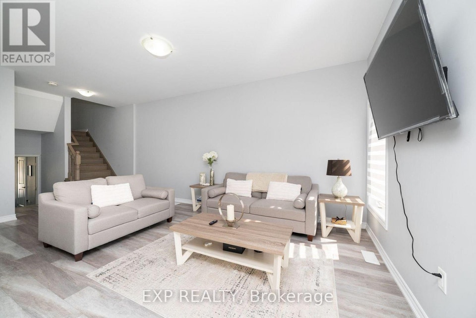 44 (MAIN) - 324 EQUESTRIAN WAY Cambridge, Ontario 4