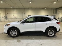Meet the used 2022 Ford Escape SE AWD at Haldimand Motors Ltd. in Cayuga, a smart choice for drivers... (image 9)