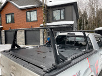 Couvre-caisse rétractable pickup Ford F150 Retrax XR avec barres Sherbrooke Québec Preview