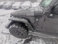"• Power_Steering • Power_Brakes • Power_Windows • Power_Locks • Air_Conditioning • Tilt_Steering •... (image 8)