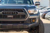 This Toyota Tacoma TRD Off-Road Premium is built to handle both rugged adventures and everyday drivi... (image 7)