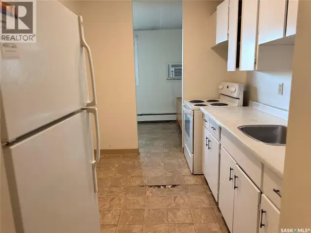 12 19 Centennial STREET Regina, Saskatchewan in Condos for Sale in Regina - Image 8