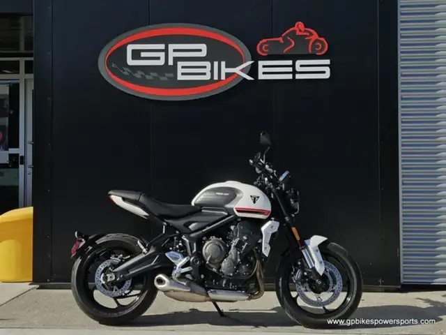 2022 Triumph Trident 660 Crystal White in Street, Cruisers & Choppers in Oshawa / Durham Region - Image 3