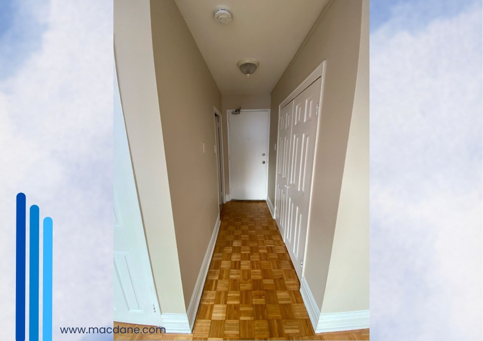 BACHELOR APARTMENT ON KING ST & JAMESON AVE 5