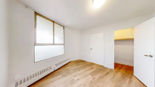 4001 Steeles Ave W. -  2 Bedroom Large - One month free Apartmen in Long Term Rentals in Markham / York Region - Image 17