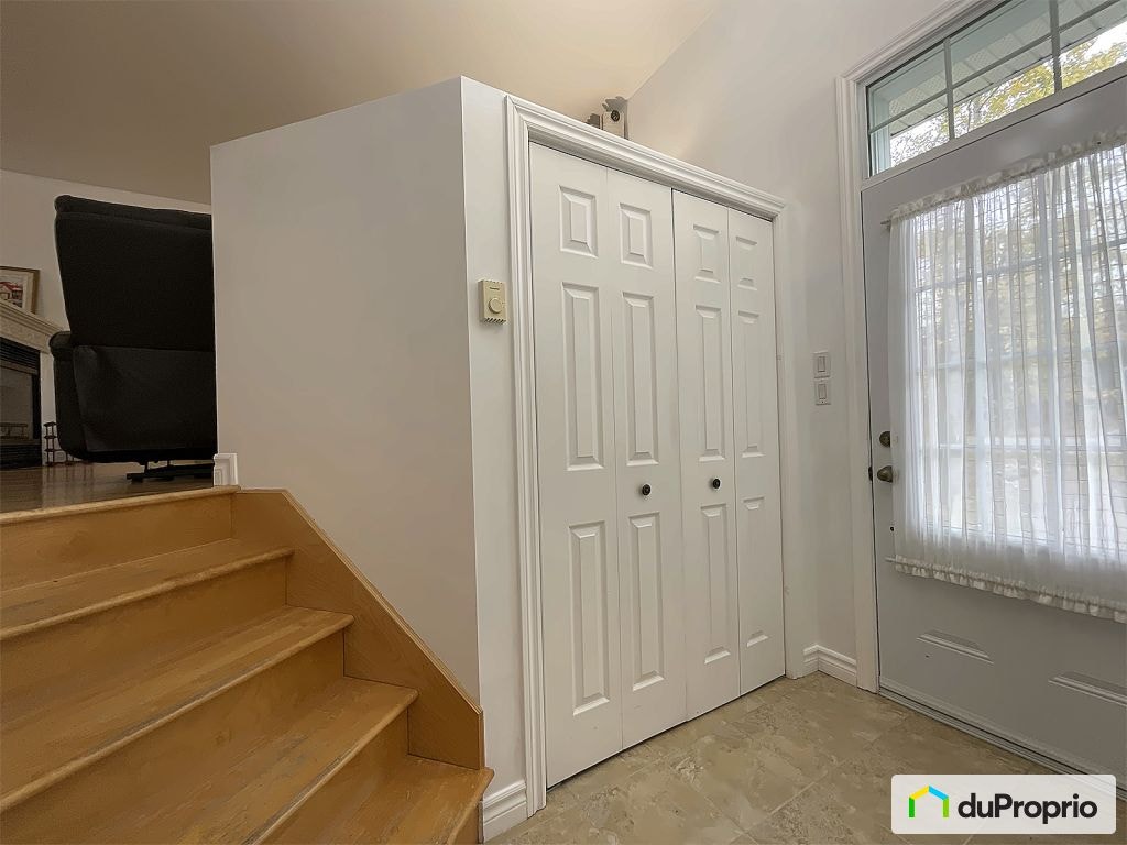 $585,000 - Bungalow for sale in Shefford — photo 2