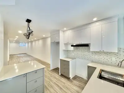 Grand 4 1/2 à Rosemont, parking inclus, dispo maintenant!