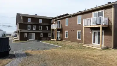 logement 4½ pièces, endroit tranquille près du quai et de la promenade. Carrefour Rimouski à proximi...