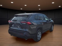 Price includes $1,000 finance credit. Price does not include fees or taxes. The 2021 Toyota RAV4 LE... (image 4)