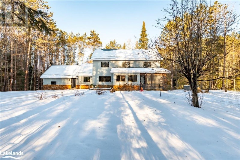 1095 WILLIAMSPORT Road Huntsville, Ontario Houses for Sale Muskoka