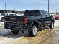 AMVIC Licensed Dealer * Duramax Diesel * Bose Sound System * Heated Front Seats * Power Sunroof * Po... (image 7)